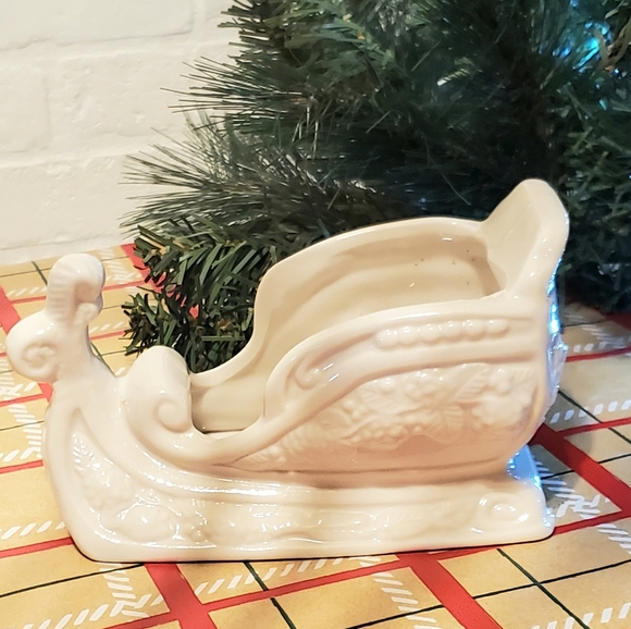 Vintage White Ceramic Sleigh Decor - Picture 1 of 13